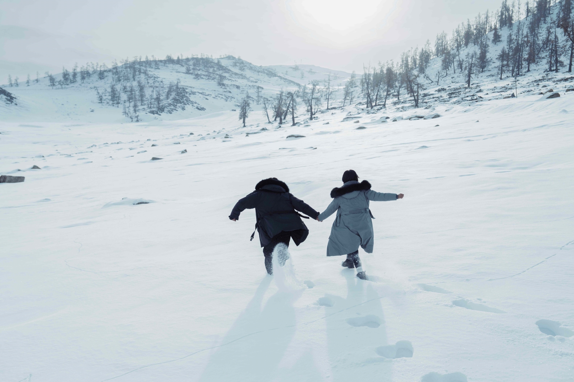 '대장 다운 등장' 코오롱스포츠, 시그니처 '안타티카' 업그레이드 출시 27-Image